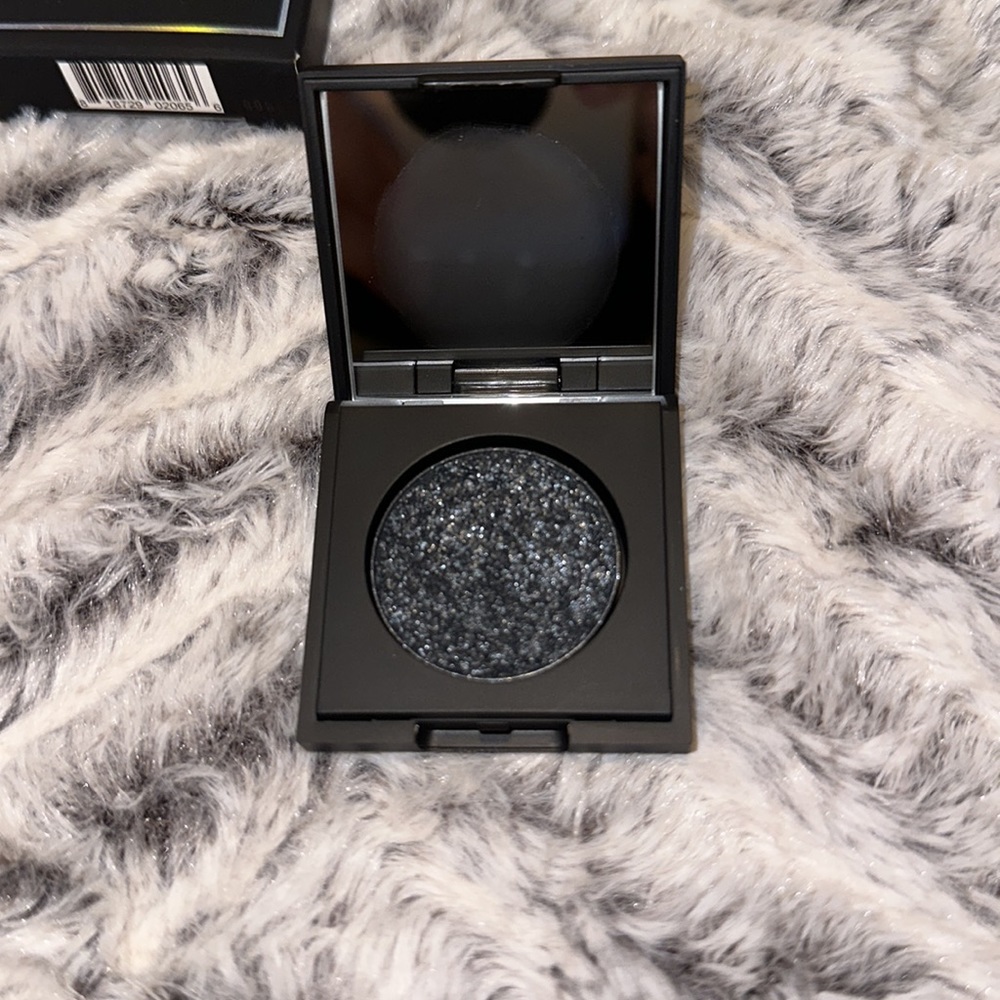 DOSE OF COLORS EYESHADOW